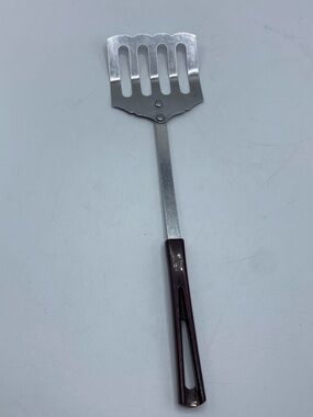 Vintage Stanhome Stainless Spatula Brown Handle Kitchen Utensil Slotted Scallop